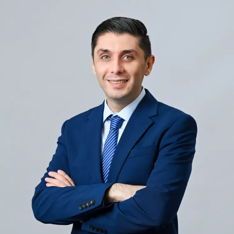 Dr Mostafa Kamil