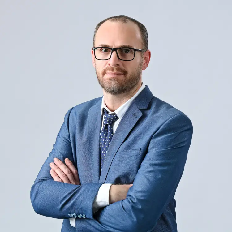 Dr Rfaat Soliby
